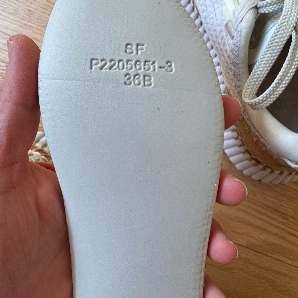 Chloe Nama Sneakers - Picture 7 of 10